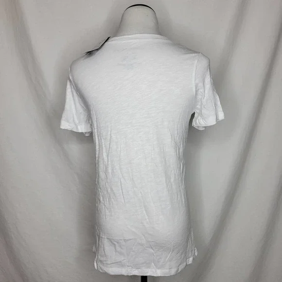 Grayson Threads Montauk Short Sleeve Graphic T-Shirt, White NWT $13 Size Medium - Picture 5 of 6